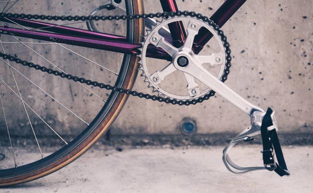 Encuentran fallecido a un ciclista en la carretera A-312 a su paso por Chiclana de Segura