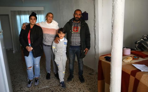 Aplazan el desahucio de una familia de Zona Norte de Granada hasta el 30 de enero