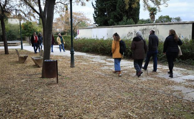 El parque del Cuarto Real, un mes cerrado y sin obras en el horizonte
