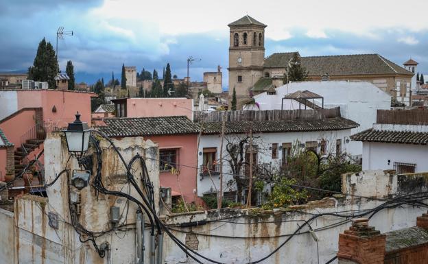 Albaicín, un barrio en el que los recursos «no han fluido»
