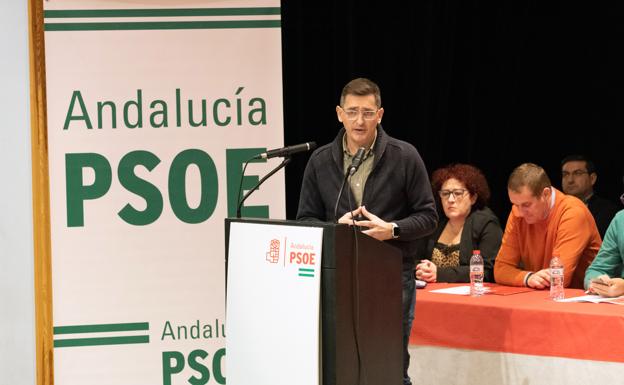 Teruel 'jubila' a Adela Segura y asciende a número tres del partido a Rodrigo Sánchez