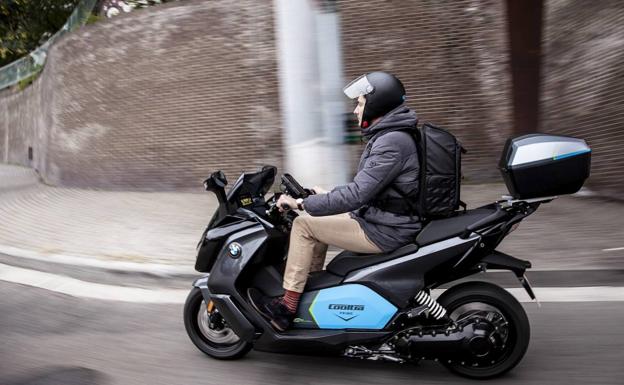 Así es el nuevo servicio Premium de motosharing que llega a España