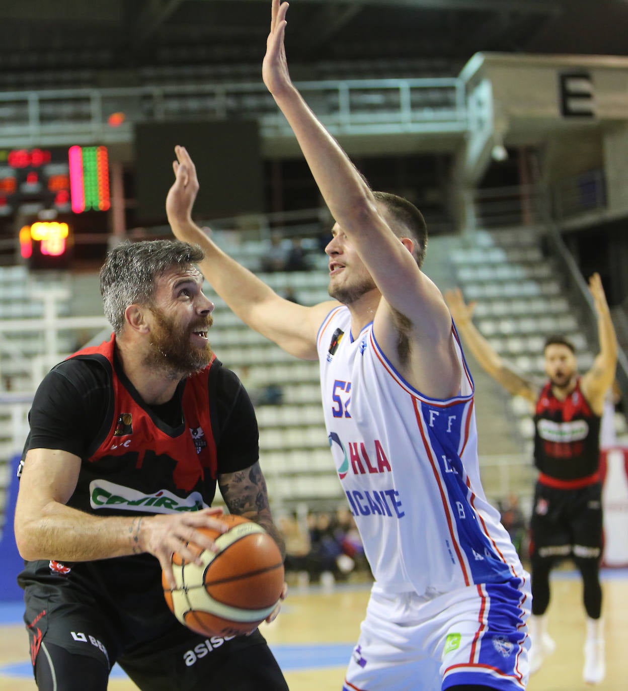 El HLA Alicante-Covirán, en imágenes