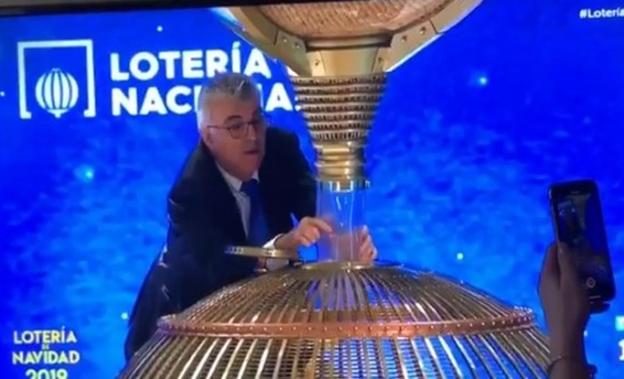 La verdad tras el vídeo de la reportera de TVE que anunció que le había tocado 'el Gordo': «Pido perdón»