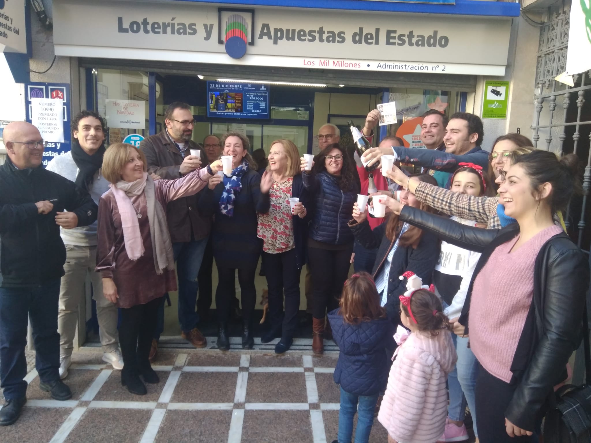 Así se ha celebrado en Torredonjimeno el premio de la Lotería