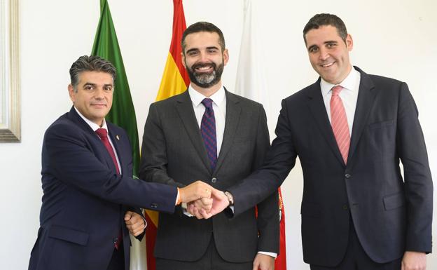 Cazorla da su «sí» a las cuentas de Pacheco, que llegarán al Pleno en cuestión de días