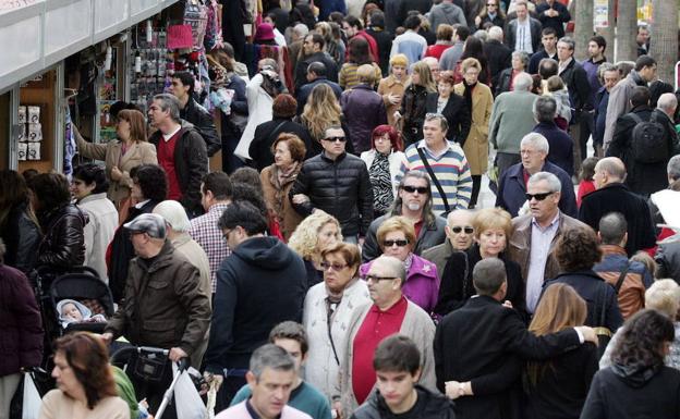 Almería capital se asoma a los 200.000 habitantes en la estadística de este año