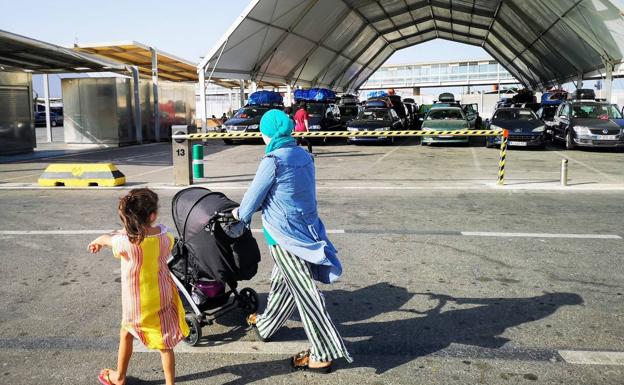Almería roza el millón de pasajeros en sus ferris con el norte de África
