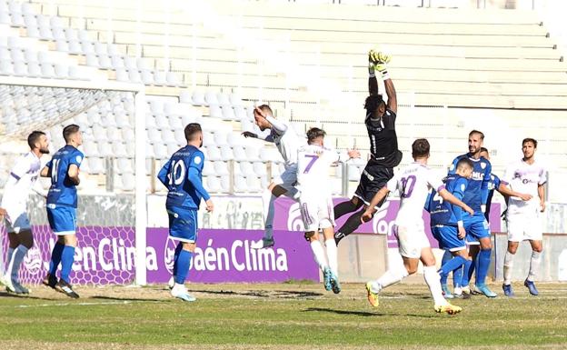 Alberto González:«El Levante es el rival ideal para resarcirnos»
