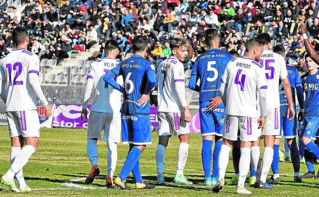 El sueño del Real Jaén se escapa en el último suspiro