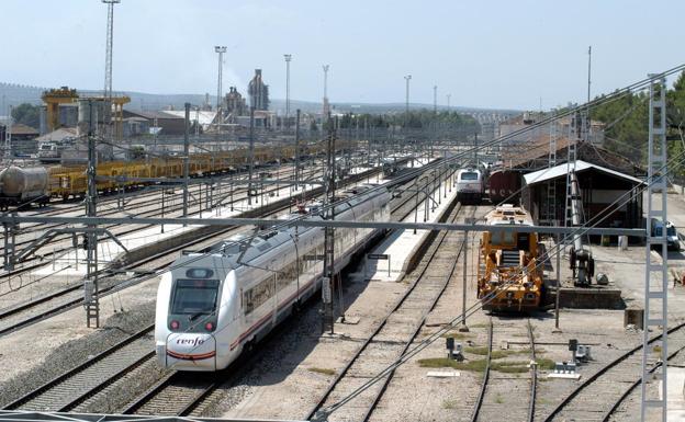 El sector ferroviario confía en la llegada de soluciones para el tren