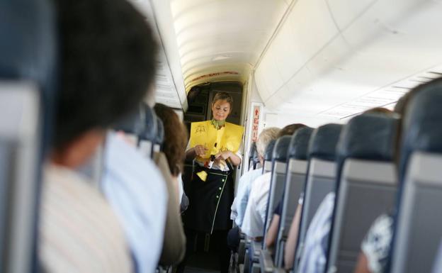 El vuelo a Melilla suma 14.000 pasajeros en los primeros seis meses de servicio público