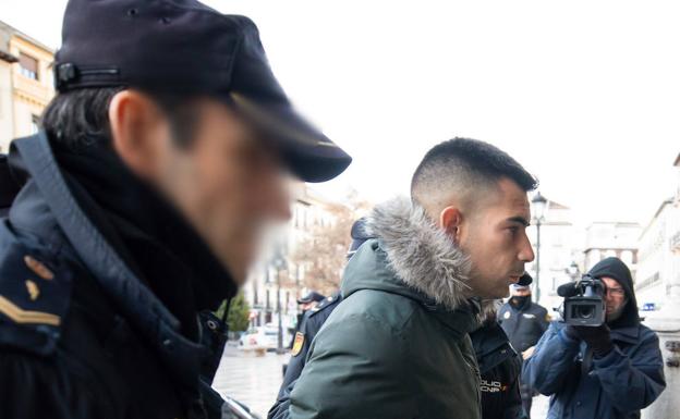 Testigos declaran que vieron al presunto asesino de Santa Fe sacar un arma y dar «un tiro al aire»