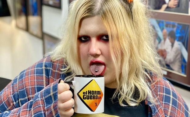 Así es Esty Quesada, la 'youtuber' que molestó a la audiencia de 'El Hormiguero'