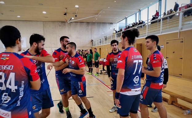 El Maracena, con el propósito de evitar relajación en su duelo en la pista del colista