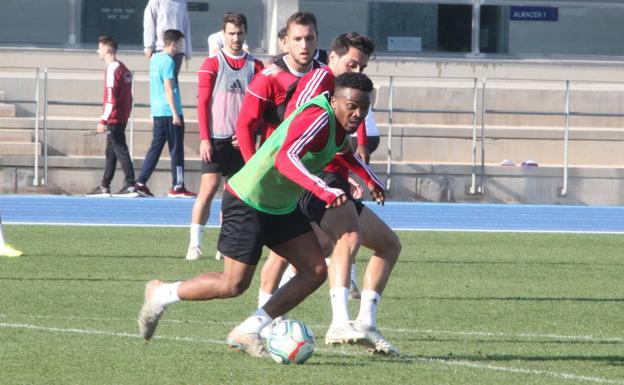 El Almería, con la obligación a mantener su mejor apuesta