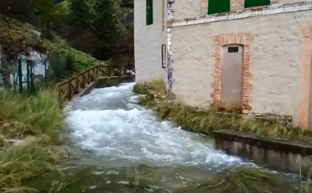 El abastecimiento de agua de Jaén abandona la «prealerta» y está garantizado para tres años