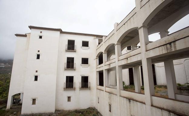 Las obras para rematar el primer cinco estrellas de Almuñécar empezarán en marzo