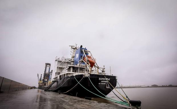 La subasta del barco ruso se paraliza, mientras la deuda contraída con el puerto de Motril supera el millón