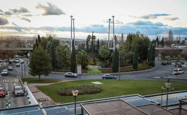 La rotonda de Neptuno, la más peligrosa de Granada