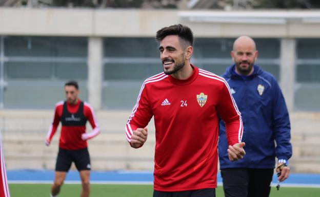 David Costas, Albiar y Nacho Díaz, convocados en la UD Almería