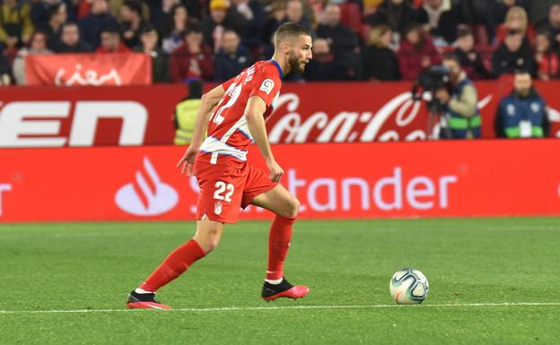 Domingos Duarte sufre molestias en la cadera