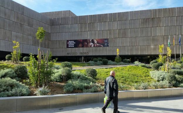 Arreglarán el pavimento de nueve calles en la zona de 'Los Center'