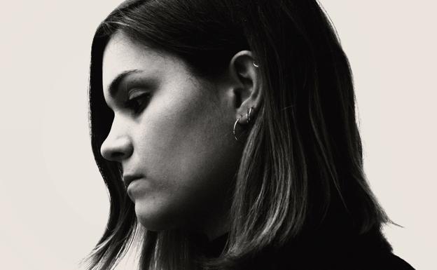 Últimas plazas para asistir a la charla de la escritora Elvira Sastre en el Aula de Cultura de IDEAL