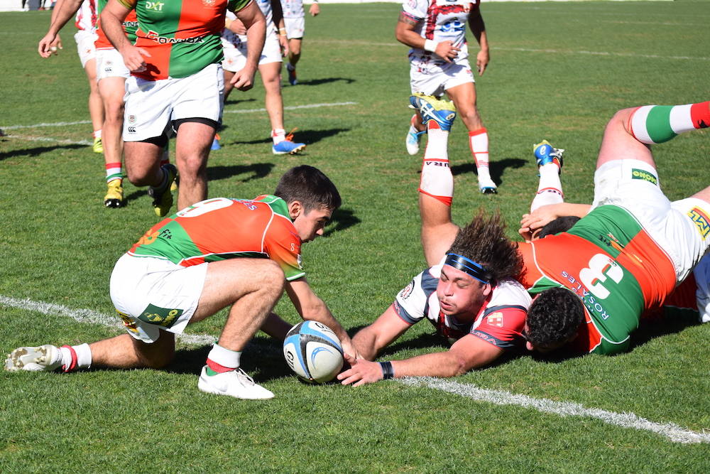 Victoria de carácter 'marca de la casa' de UR Almería Playcar