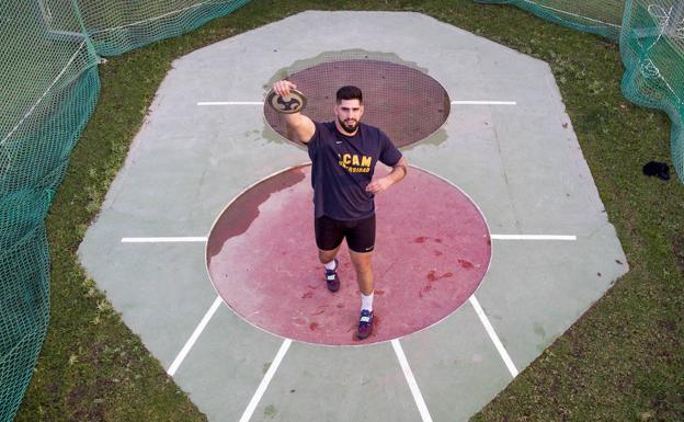 Lorenzo Hernández y los sueños de un lanzador