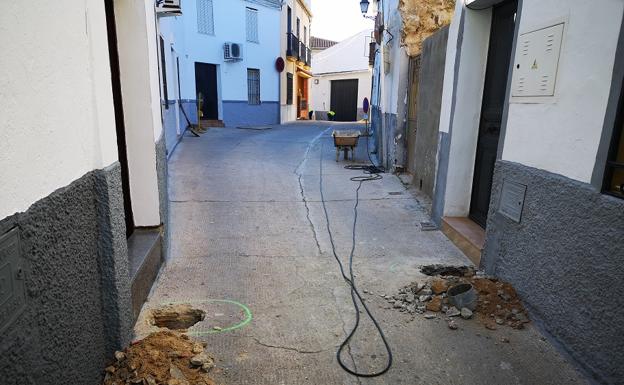 Nueva red de alcantarillado en varias calles de Arjona