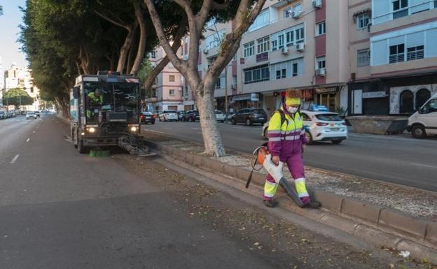 La guerra en la limpieza en Almería se recrudece tras el despido de un delegado sindical