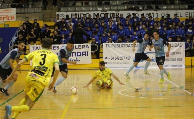 CD El Ejido recibe a un Sporting Constitución de Melilla en apuros