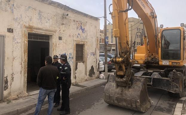 Urbanismo saca a licitación las obras para demoler 23 viviendas en el Barrio Alto