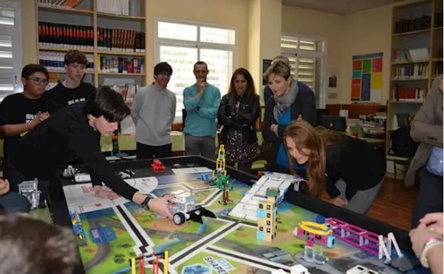 Doscientos estudiantes participan en el Torneo LEGO de Granada el próximo sábado