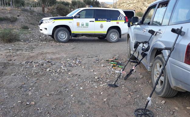 Sorprendidos 'in fraganti' cuando buscaban restos arqueológicos en un yacimiento de Gérgal