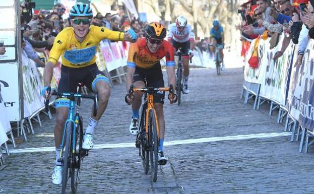 Jakob Fuglsang vence en la etapa reina