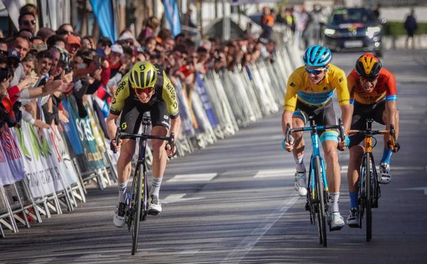 Granada acelera la Vuelta andaluza