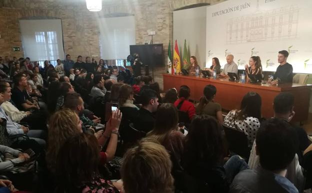 Llenazo en el encuentro con actores de la Muestra de Cine Inédito de Jaén