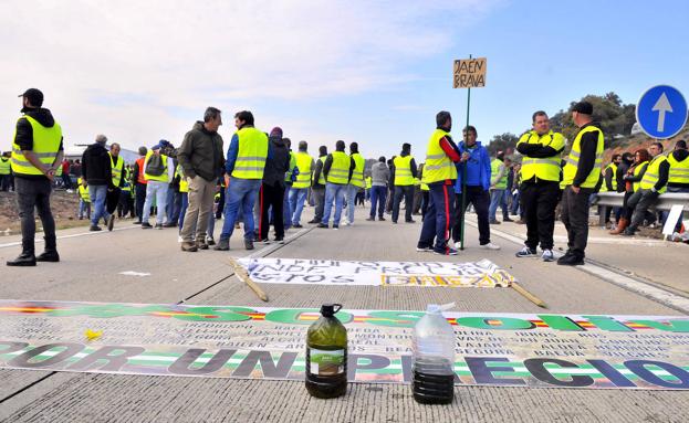 Sin detenidos por el nuevo corte en Despeñaperros mientras aumentan por la protesta del día 30