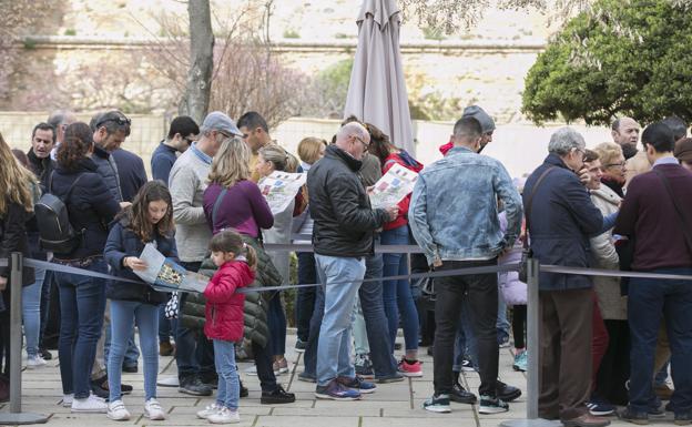 Las agencias de viajes registran doscientas incidencias en el primer día del nuevo sistema de entradas de la Alhambra
