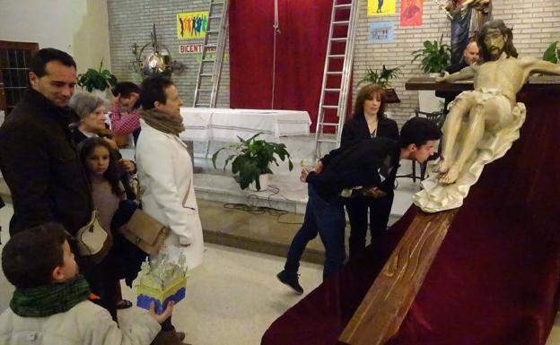 Iglesia y cofradías de Granada no cambian sus ritos y costumbres por el coronavirus