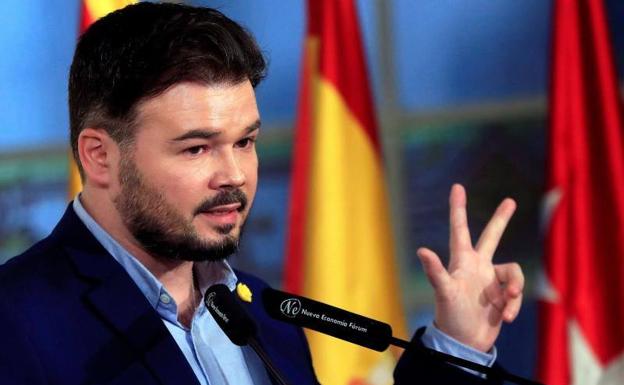 Rufián critica a JxCat por sentarse en la mesa de diálogo y luego «despreciarla en un mitin»