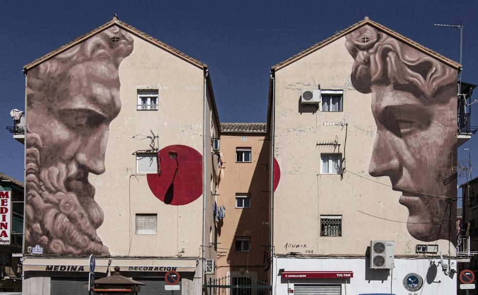 Los grafitis convierten La Chana en la residencia de los Dioses