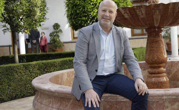 Javier Imbroda: «Ciudadanos tendría que haber sentado a Pedro Sánchez para llegar a un acuerdo y no condenar a la sociedad a otras elecciones»