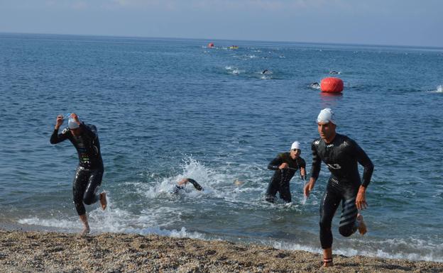 La Diputación de Almería impulsa el Circuito Provincial de Triatlón, con cinco pruebas