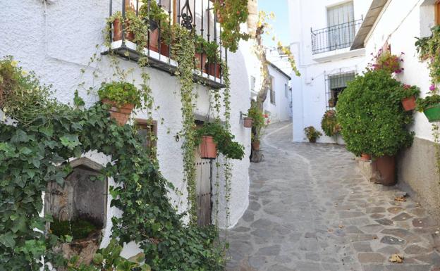 Un taller artesano de jarapa de la Alpujarra, Lugar de Interés Turístico andaluz