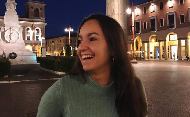 Mari Ángeles Ruiz: «Quiero continuar mi Erasmus en Italia, pero no sé cuándo volverá la normalidad»