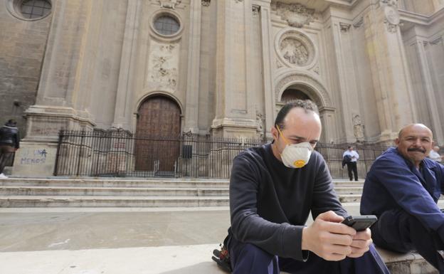 Cierran la Catedral de Granada y la Capilla Real y la Alhambra bloquea la venta online de entradas