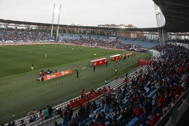El Almería 'gana' casi 3.000 espectadores por partido